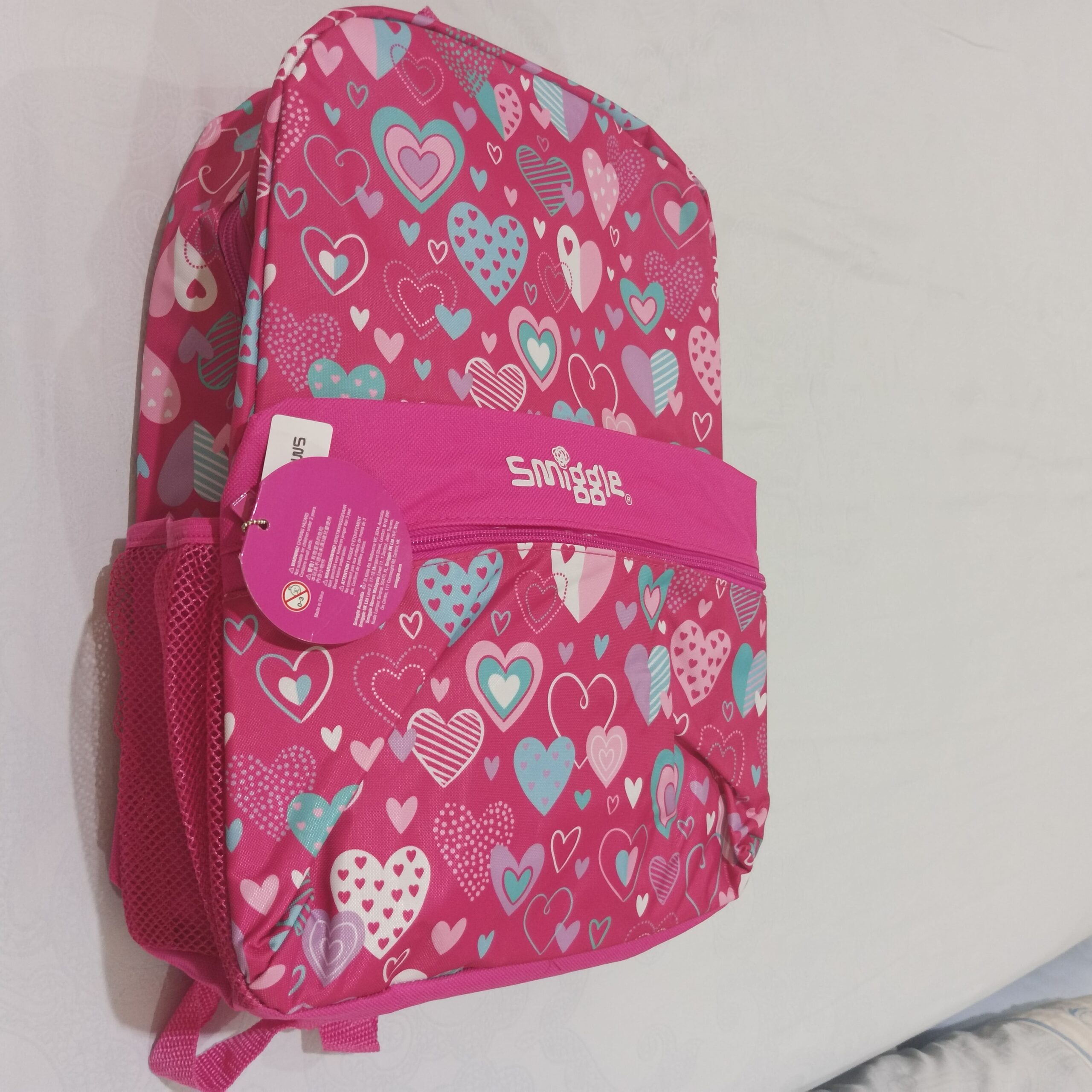 Tas Ransel Anak Sekolah (PAUD/Kindergaten) "Smiggle Giggle Heart Print Pink" warna Pink Motif Pink Heart - Gambar 6