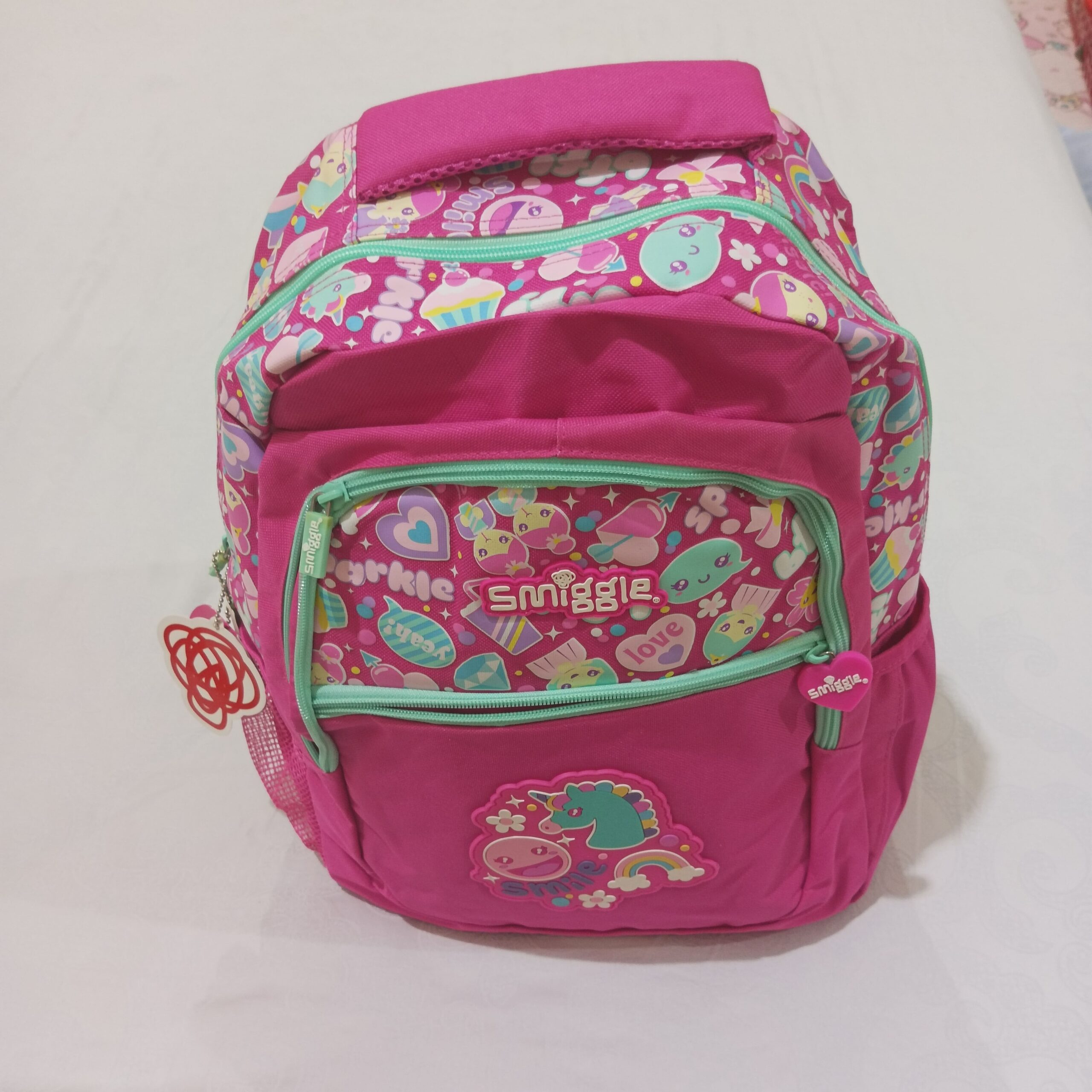 Tas Ransel Anak "Smiggle Sparkle Classic Attach Backpack" Warna Pink Motif Unicorn Smile! - Gambar 6