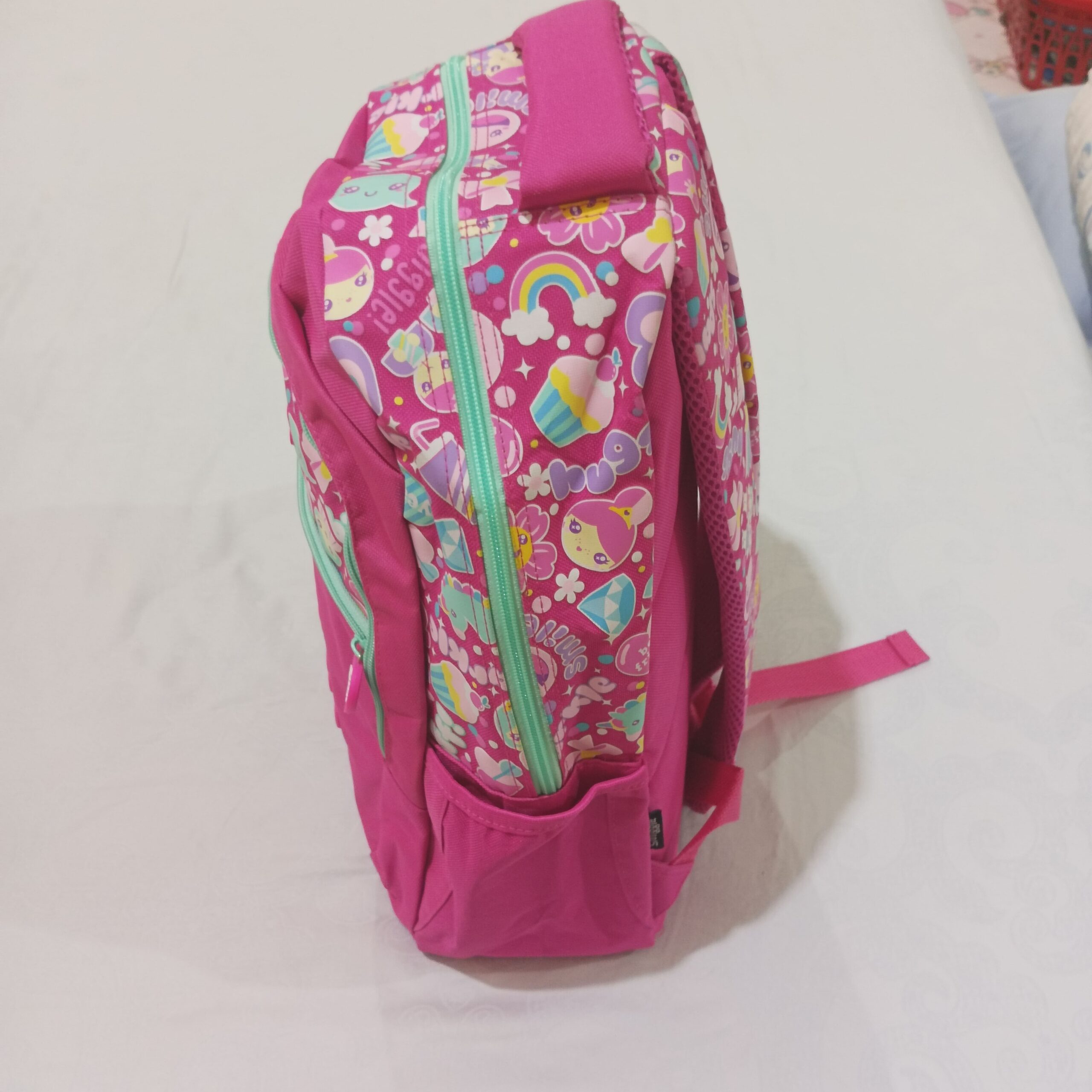 Tas Ransel Anak "Smiggle Sparkle Classic Attach Backpack" Warna Pink Motif Unicorn Smile! - Gambar 4