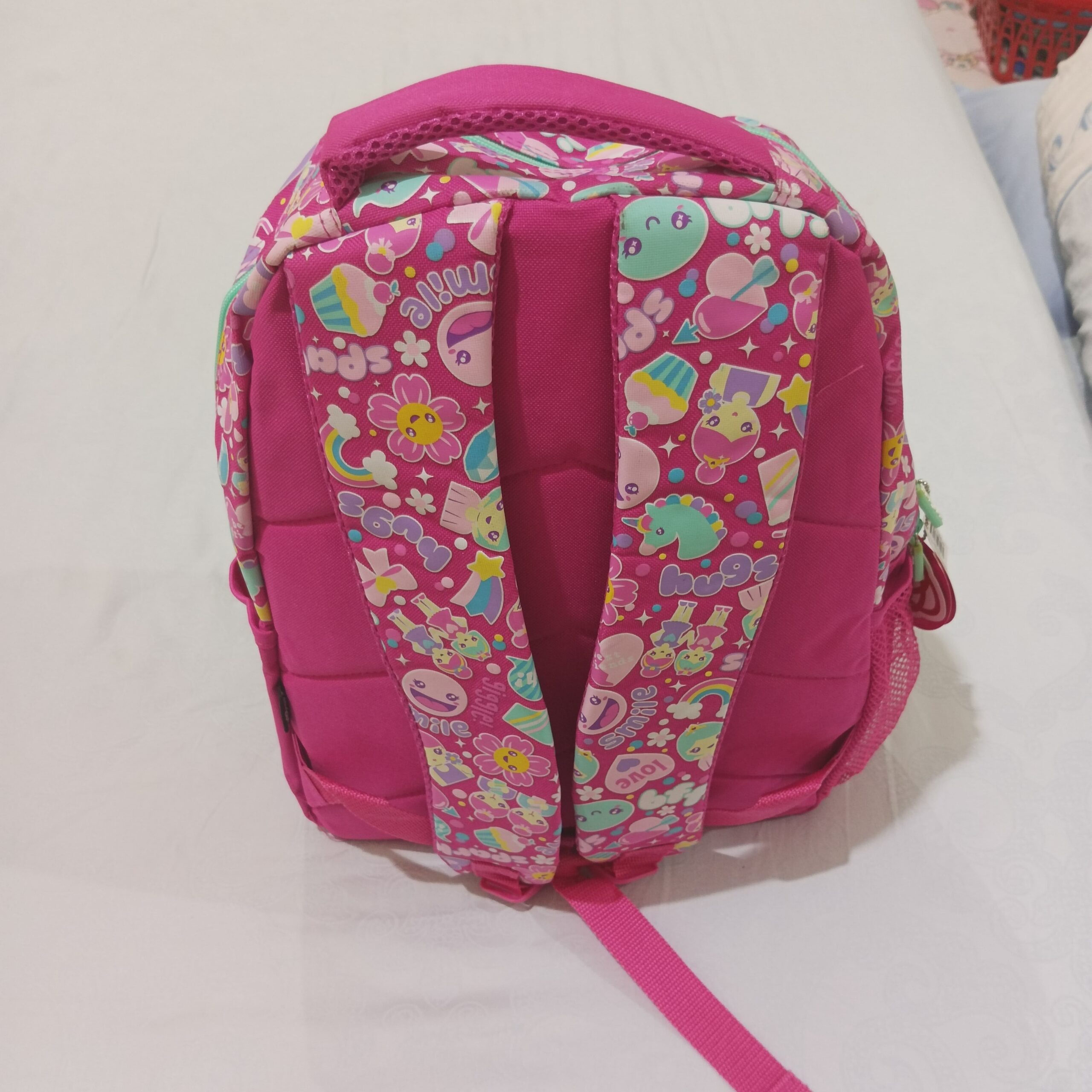 Tas Ransel Anak "Smiggle Sparkle Classic Attach Backpack" Warna Pink Motif Unicorn Smile! - Gambar 3