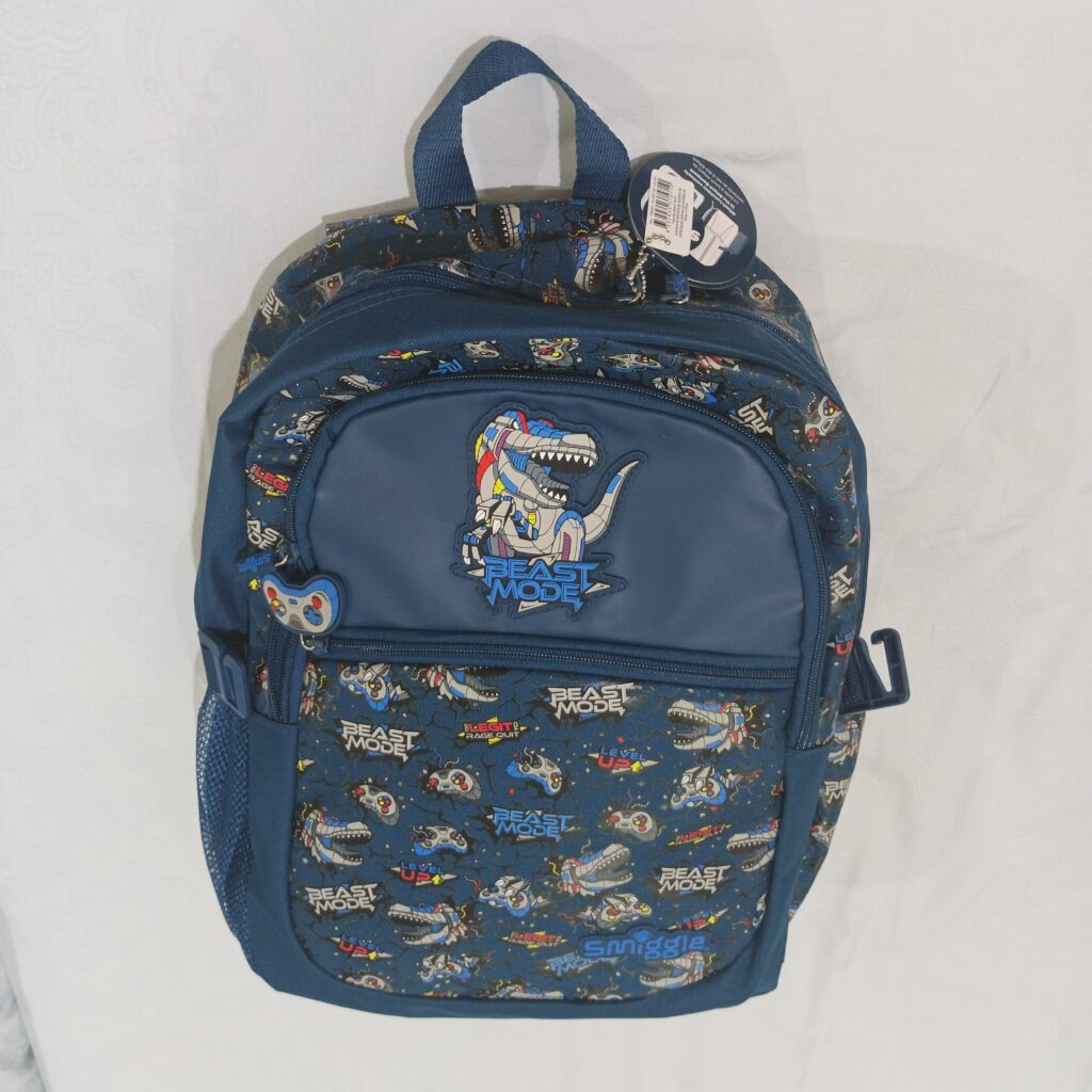 Tas Ransel anak "Smiggle Fly High Classic Attach Backpack Beast Mode" Warna Navy Blue Motif Dino Gaming!